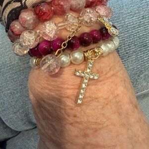 Elegant Gold and Pink Beaded Bracelet with Cross Charm